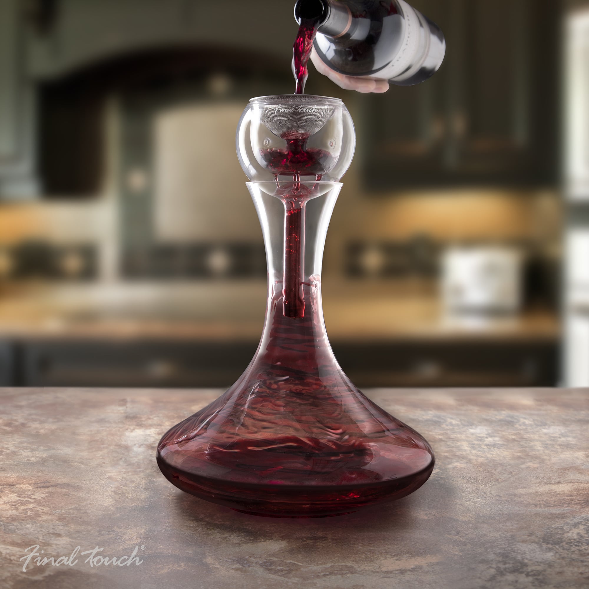 Final Touch Twister Wine Aerator Decanter -4087