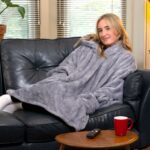 Snug-Rug Hoodie Blanket (Lilac Grey)