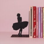 Marilyn Monroe skirt lift silhouette book stopper