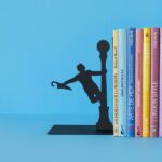 singing in the rain lamp post scene silhouette bookend