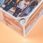 rotating photo frame/holder cube (10cm multi display kube)