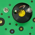 vinyl record serving tray (retro music design black with handles)